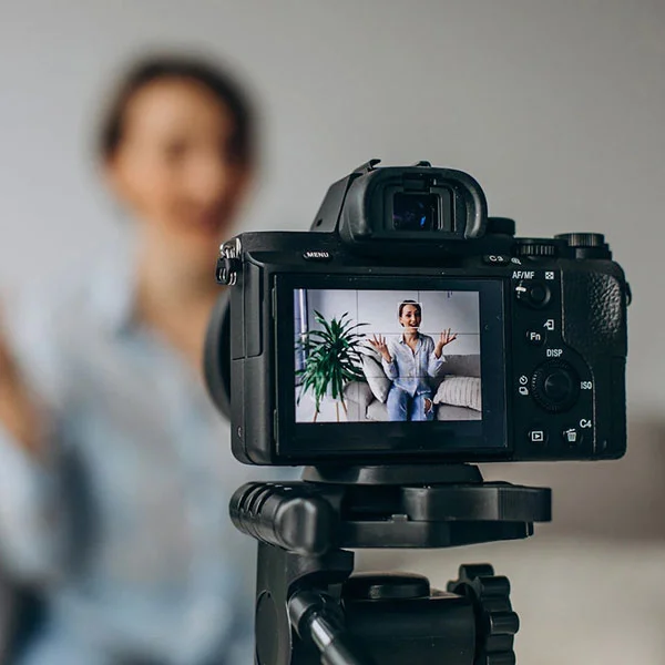 Multimedia Startups